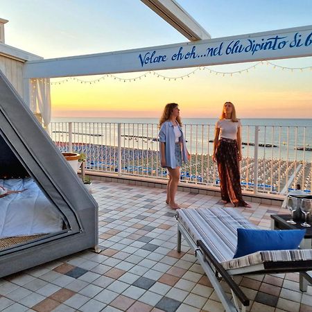 Luxor Beach Boutique Hotel Cattolica Exterior photo