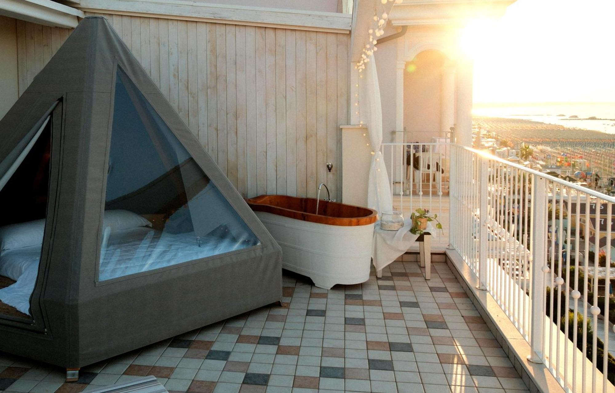 Luxor Beach Boutique Hotel Cattolica Exterior photo
